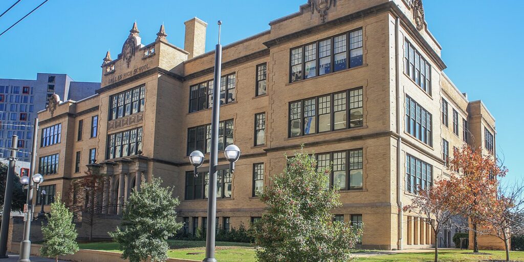 Texas schools receive $20 million to expand career and technical training